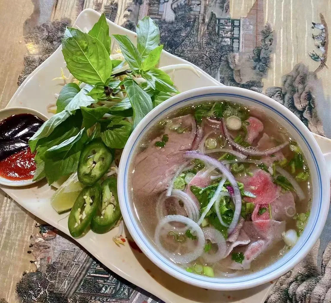 Pho 99 Aurora