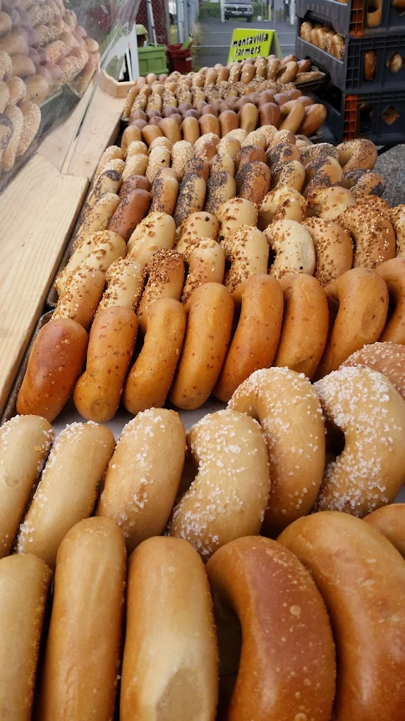 Henry Higgins Boiled Bagels`