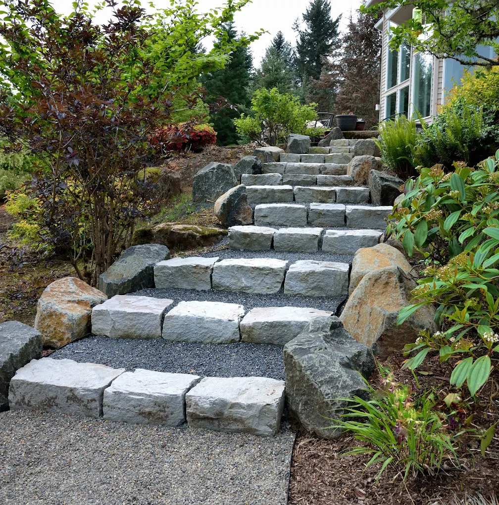 Drake's 7 Dees Landscaping and Garden Center