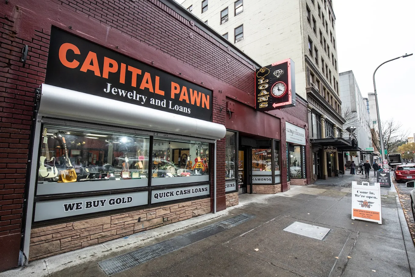 Capital Pawn 