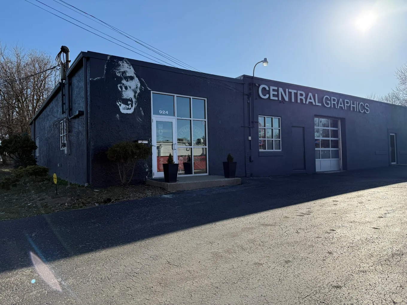 Central Graphics & Signs