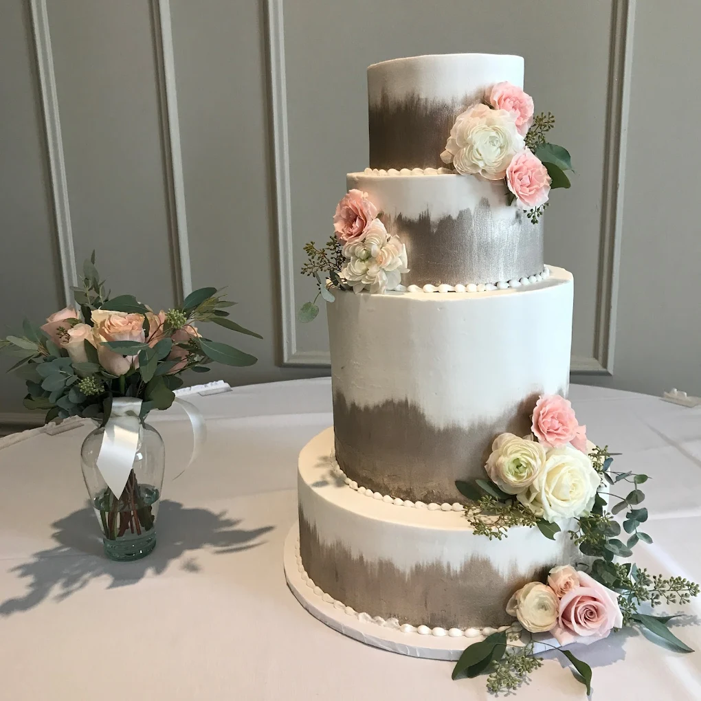 Tres Belle Cakes