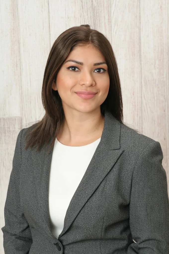 The Claro Law Firm : Elisa Claro 