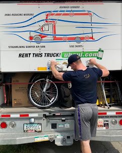 Undergrads Moving