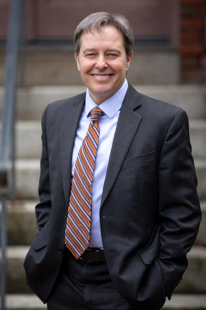 The Law Office of Robert C. Hahn, III, P.S. : Robert C Hahn III 