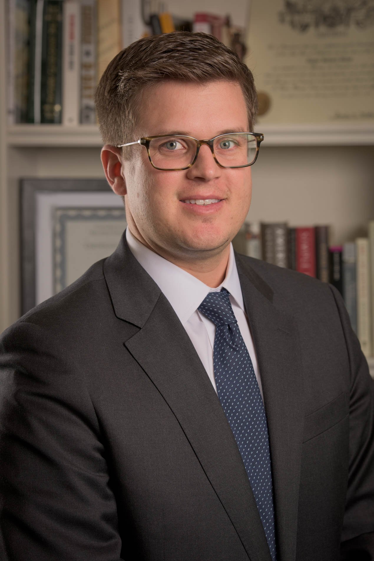 Hobin & Hobin LLP : Taylor Hobin 