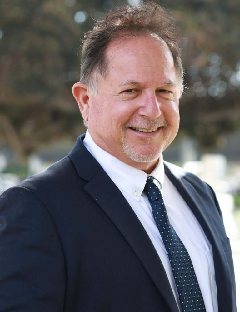 San Diego Defenders : Daniel Smith, Esq.