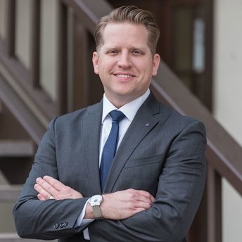 Law Offices of Christopher L. Hoglin, P.C. : Christopher L. Hoglin