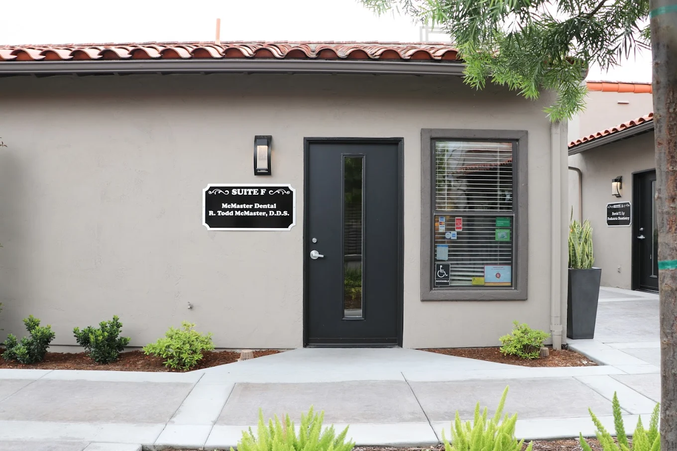 McMaster Dental