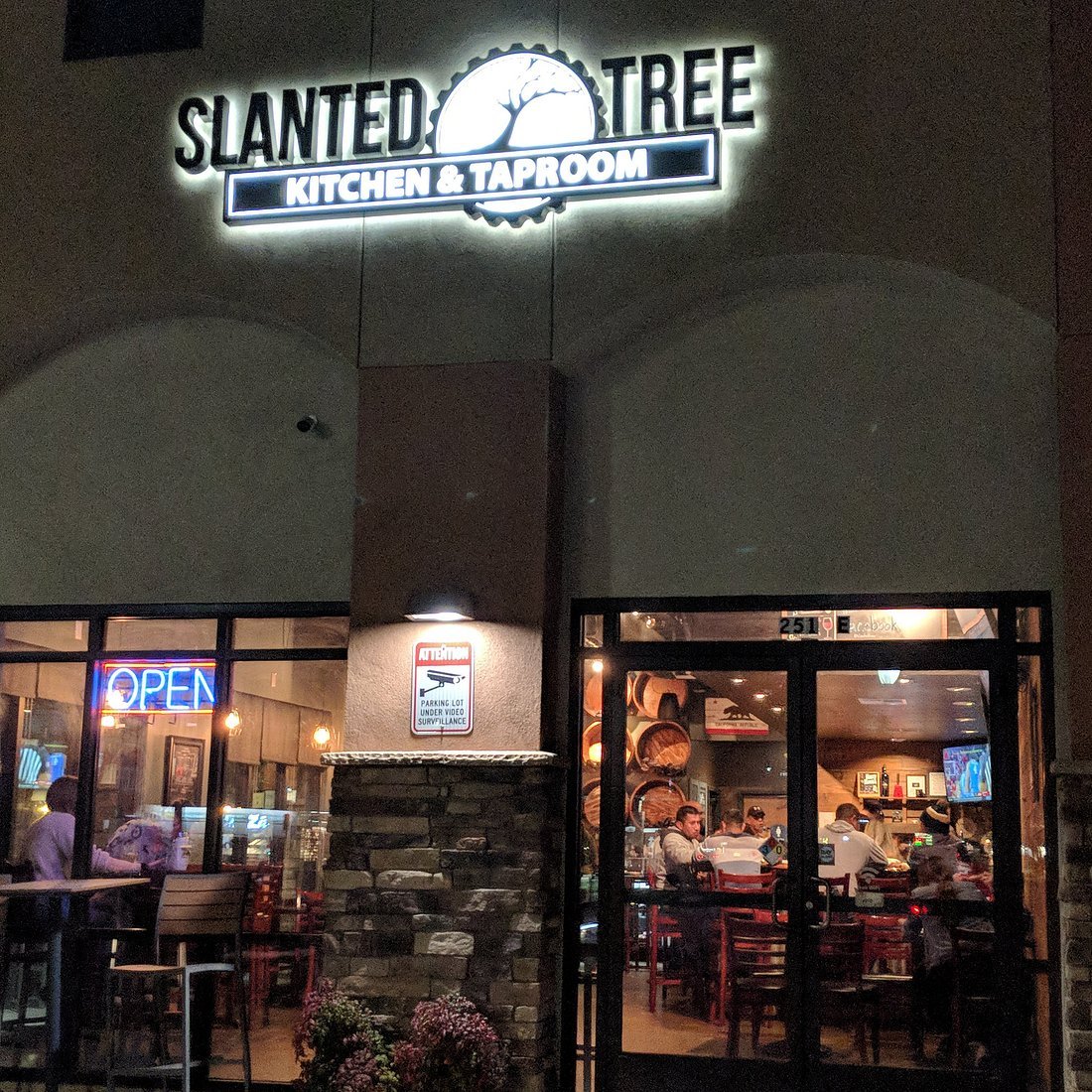  Slanted Tree Kitchen & Taproom