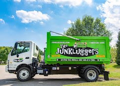 The Junkluggers