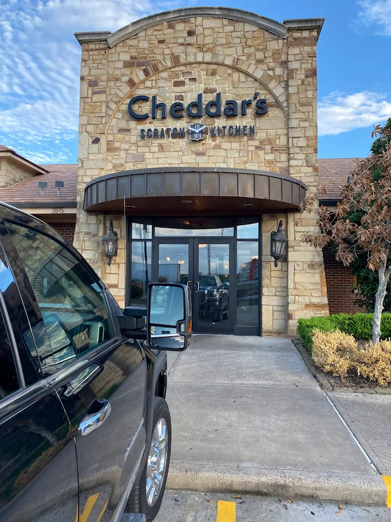 Cheddar's Scratch Kitchen