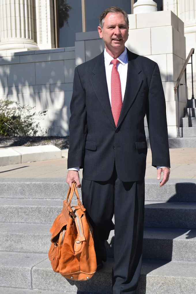 Murphy & Murphy Law Offices : Craig Murphy 
