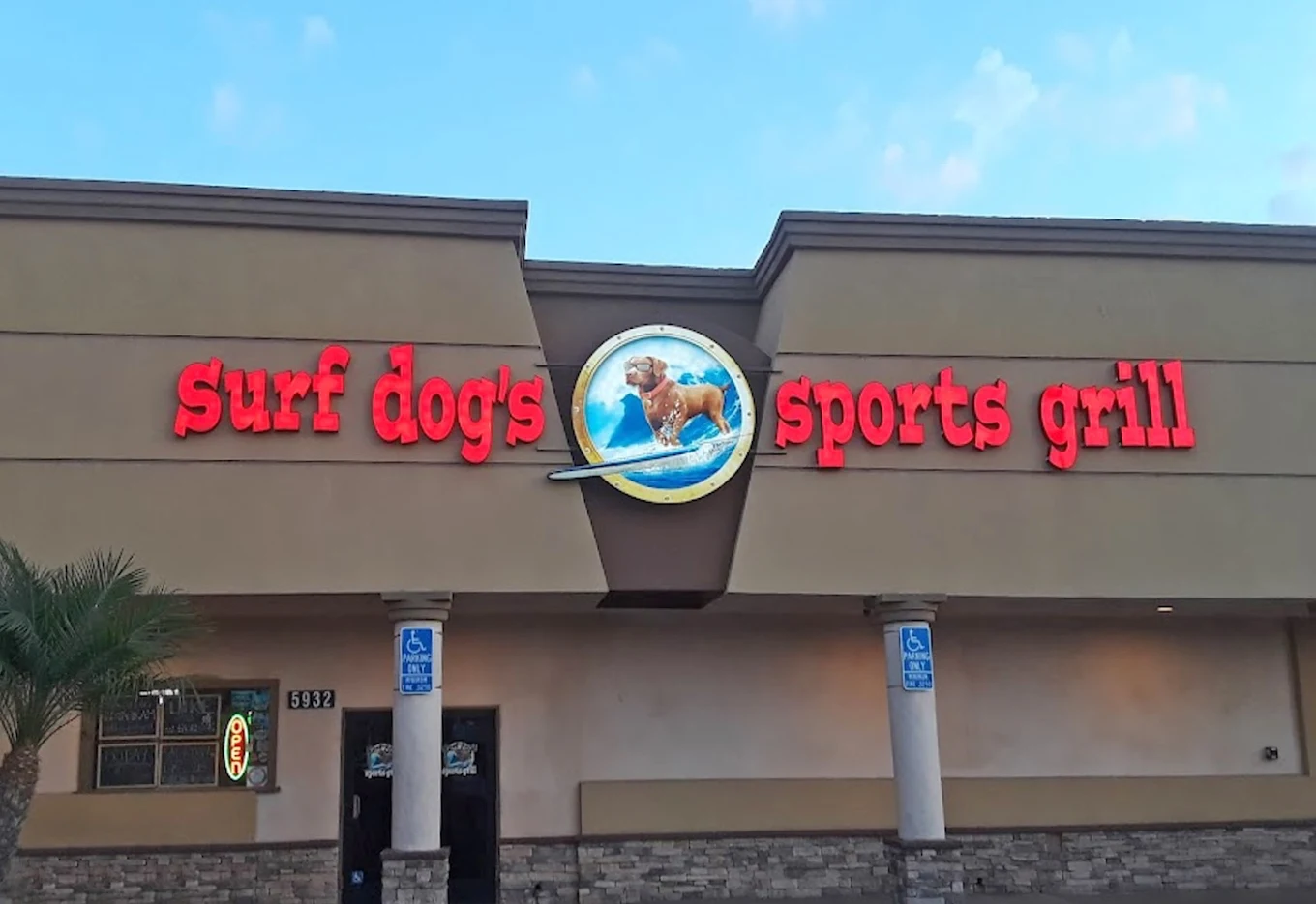 Surf Dog's Sports Grill