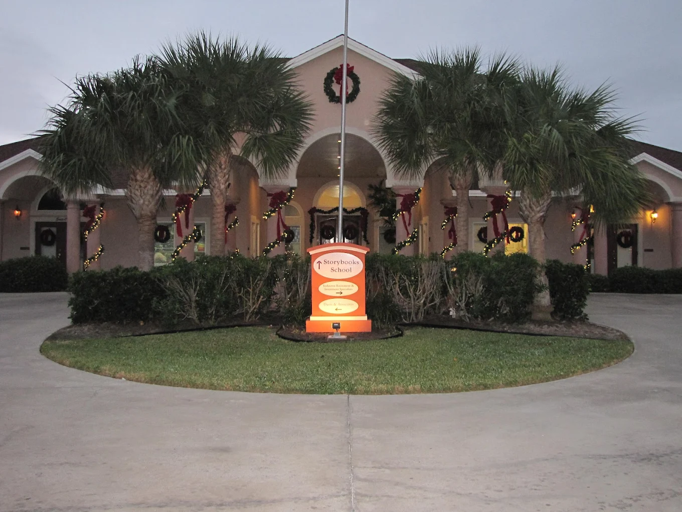 Storybooks School