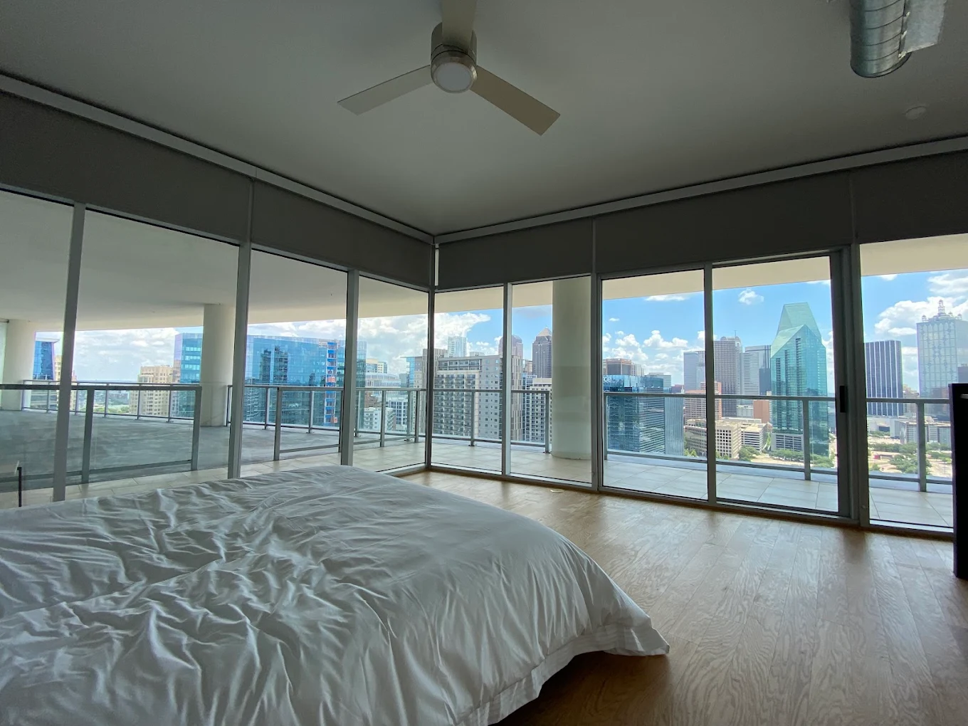 Apartment Hunters