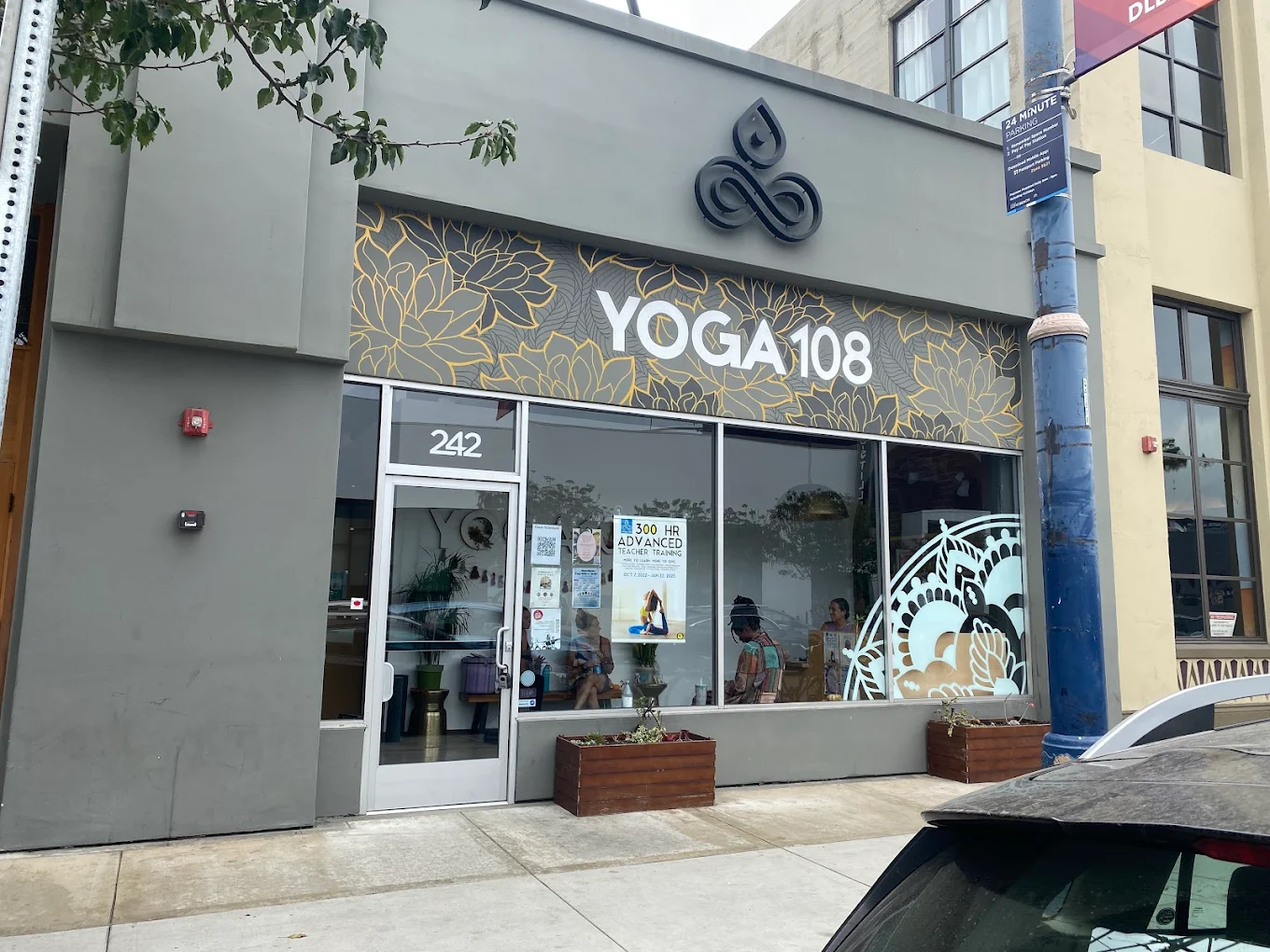 YOGA108