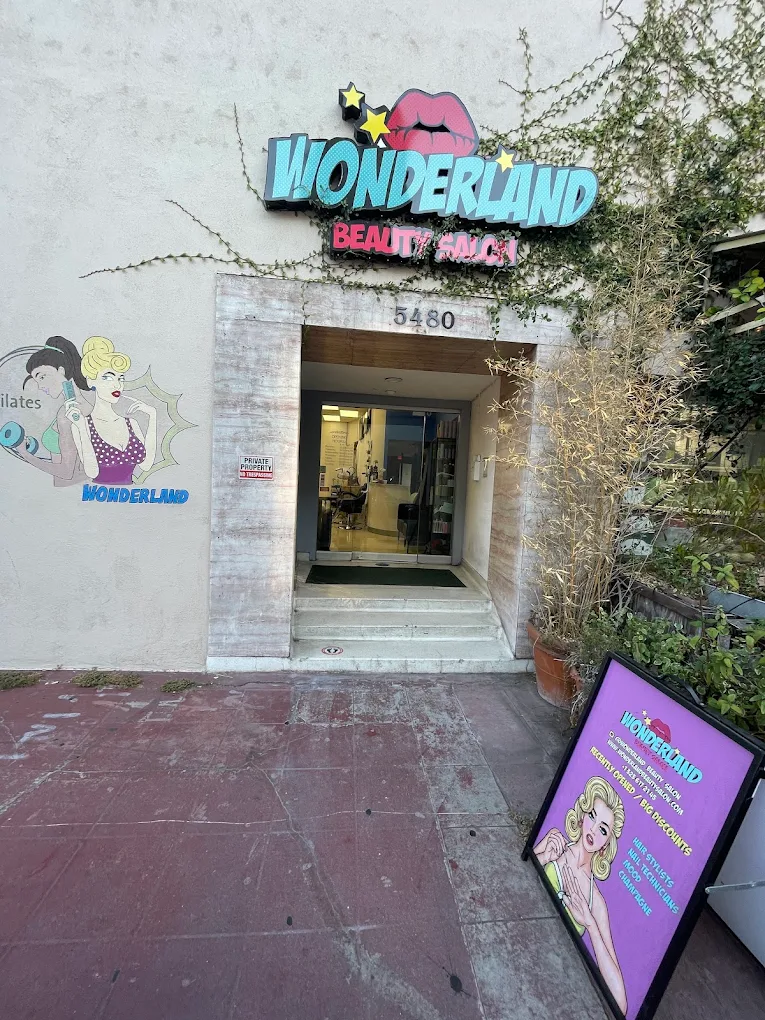 Wonderland Beauty Salon