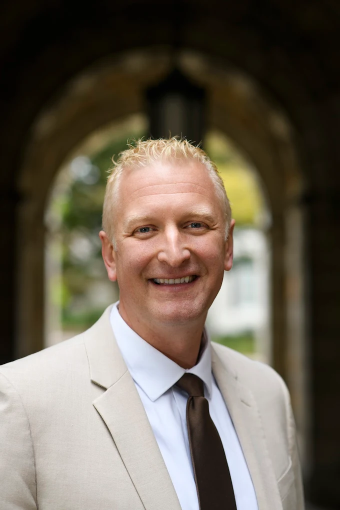 Immigration Law PLLC : Brad Thomson