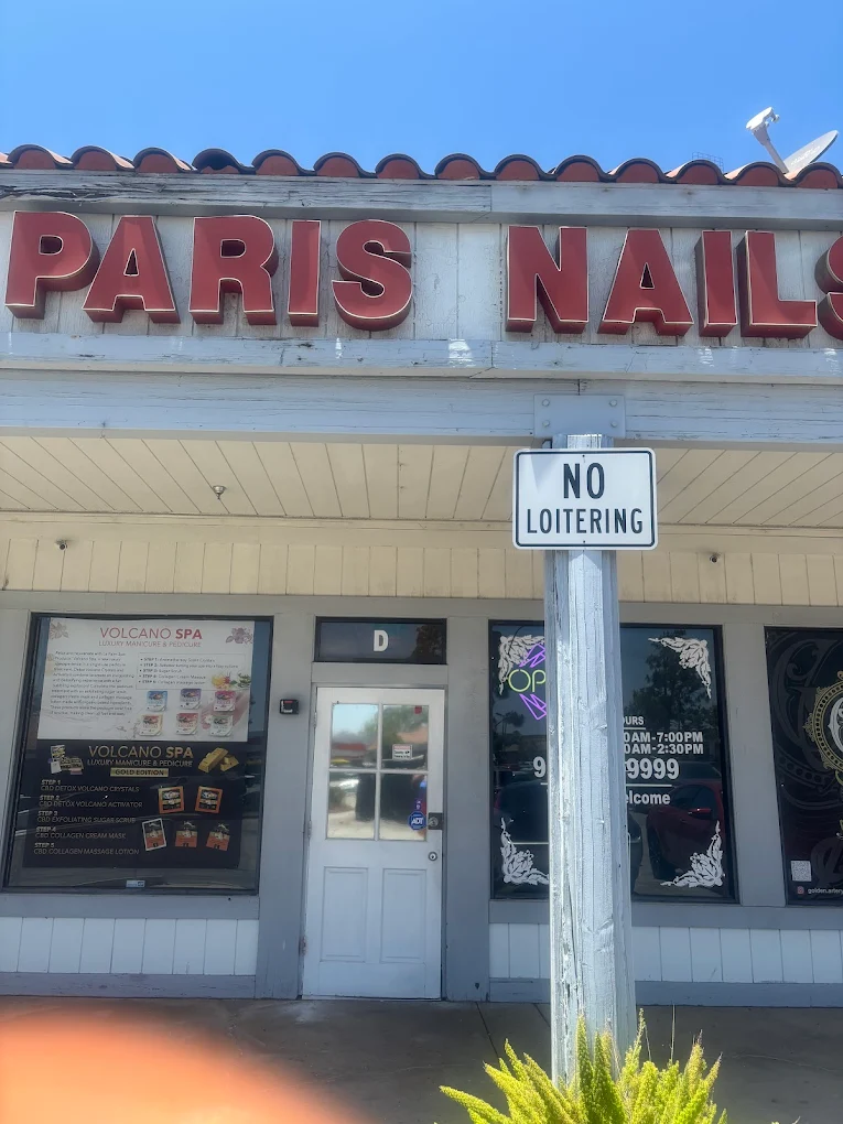 Paris Nails