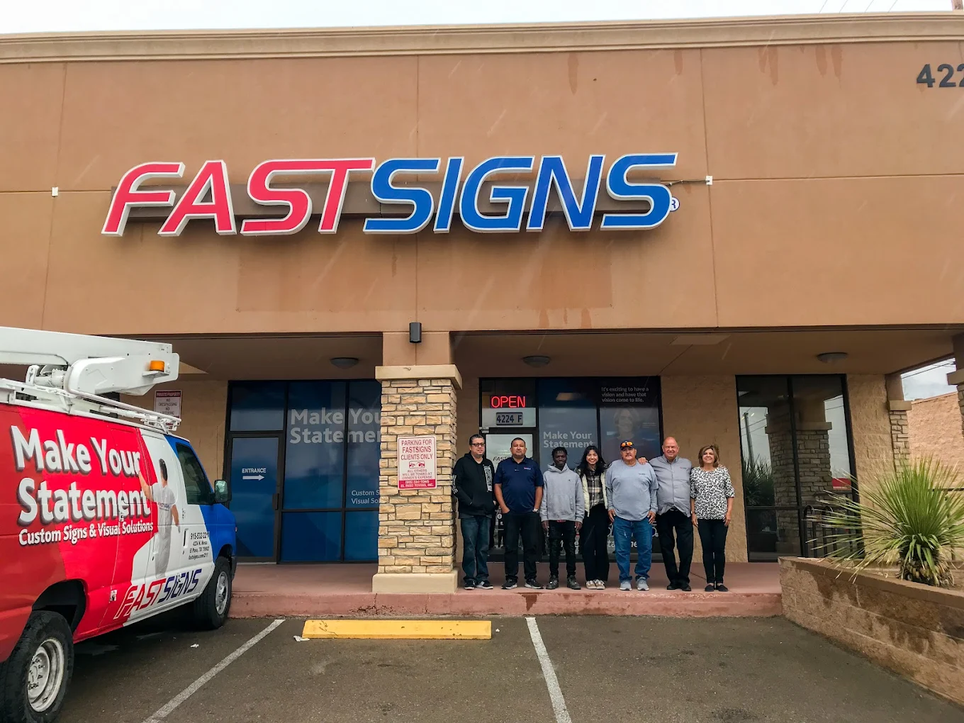 Fastsigns