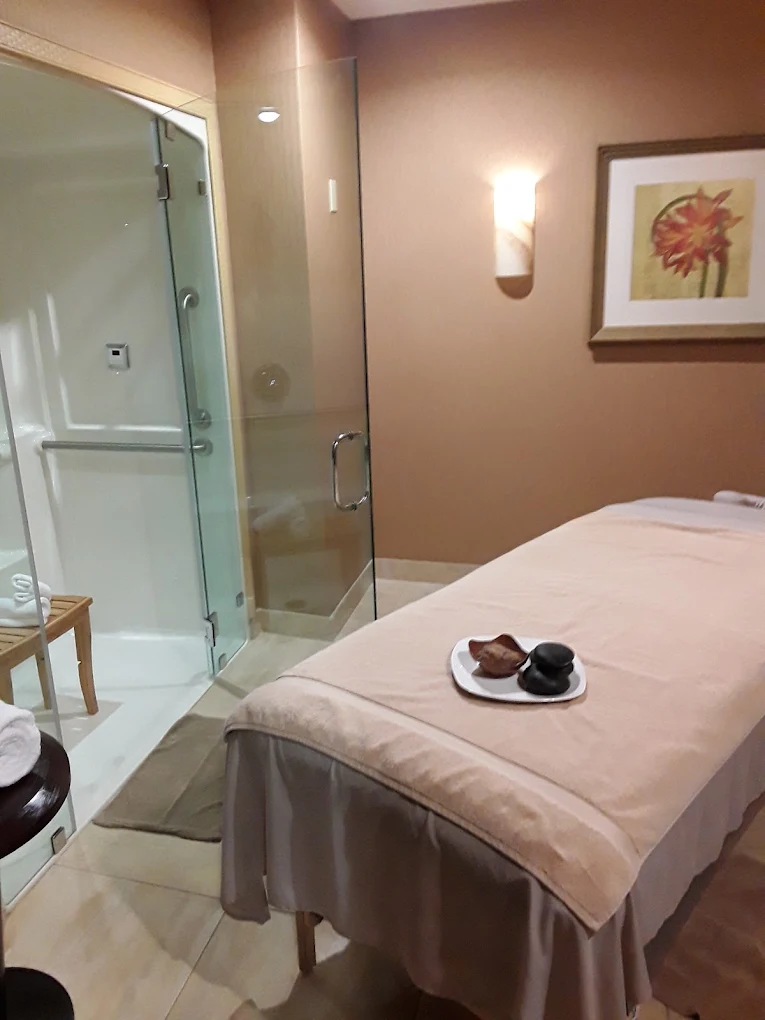 Veronica Margo Spa