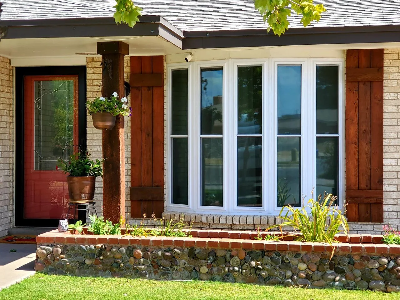Replacement Windows by HMR