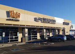 SKECHERS Warehouse Outlet
