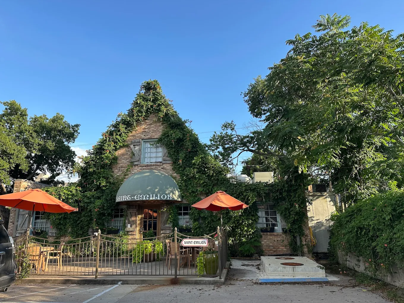 Saint-Emilion Restaurant