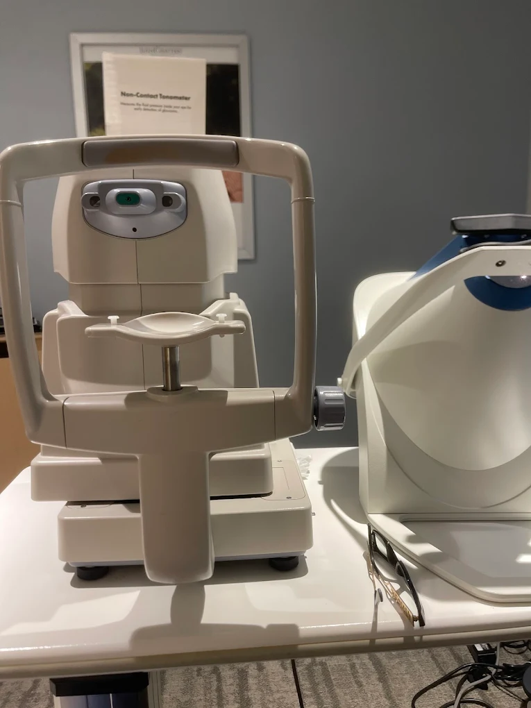 Fenix Lumi Optometry, provider of Eyexam of CA