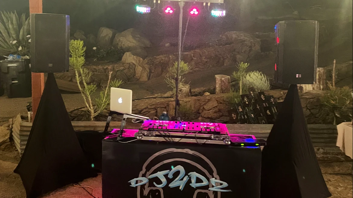 Dj2dz