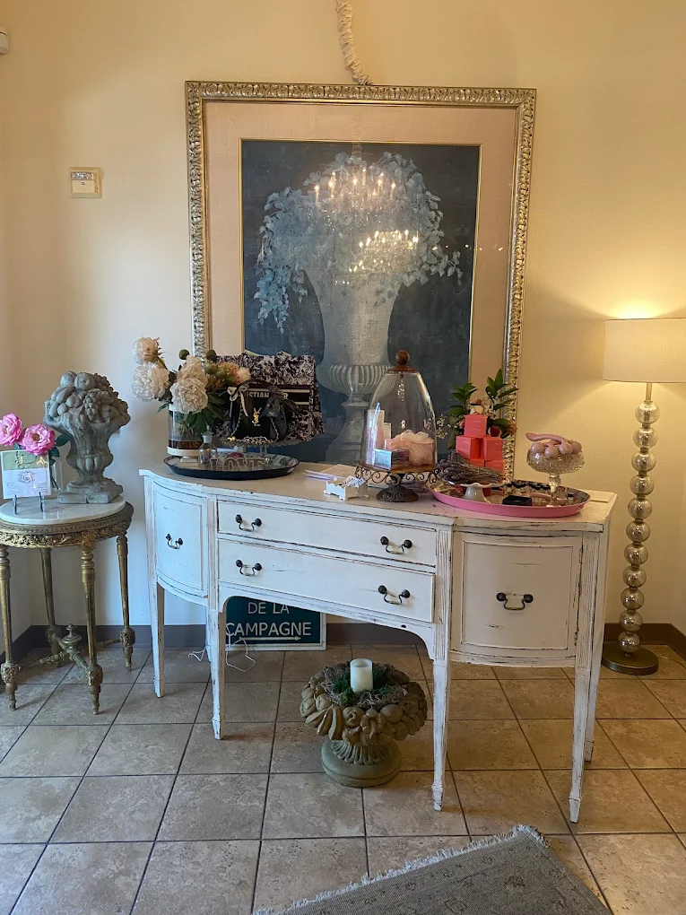 Jolie Day Spa
