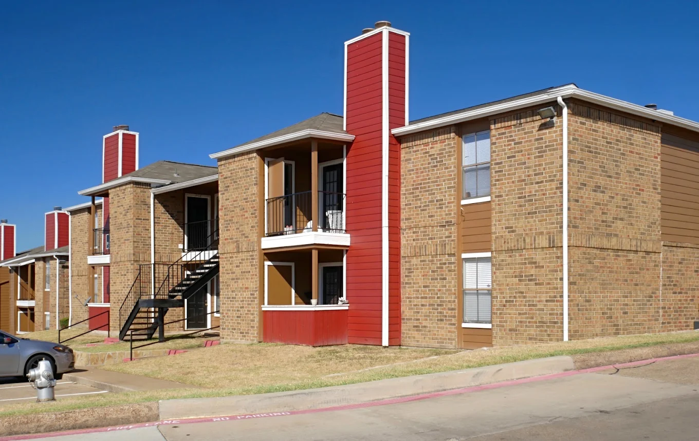 Marine Creek Apartments