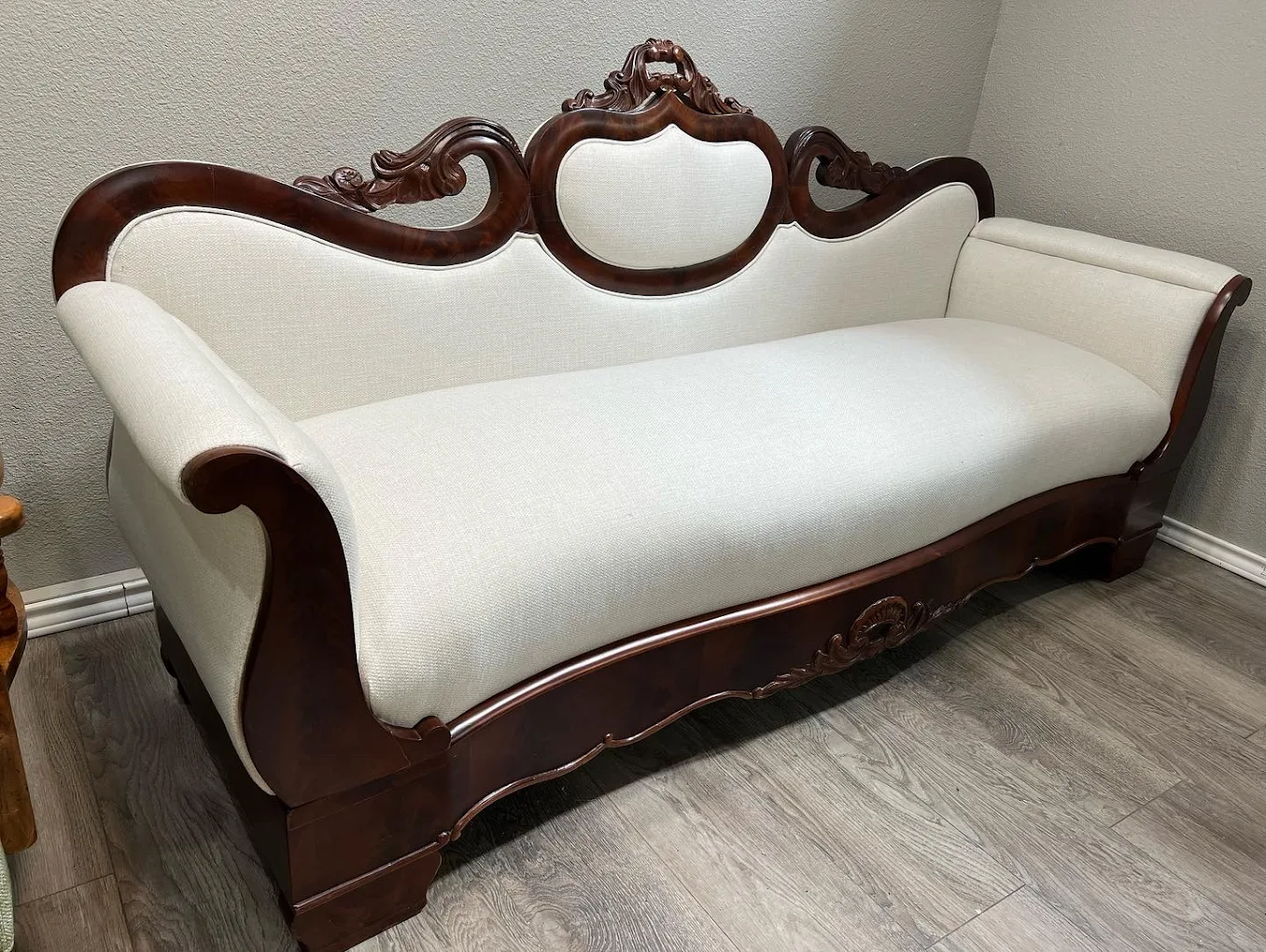 Angel's Fabrics & Upholstery Inc