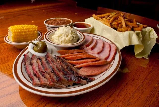 Outlaws Barbecue