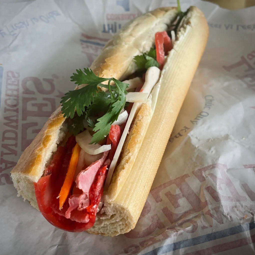 Lee's Sandwiches