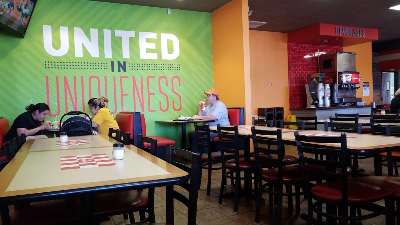 Cicis Pizza