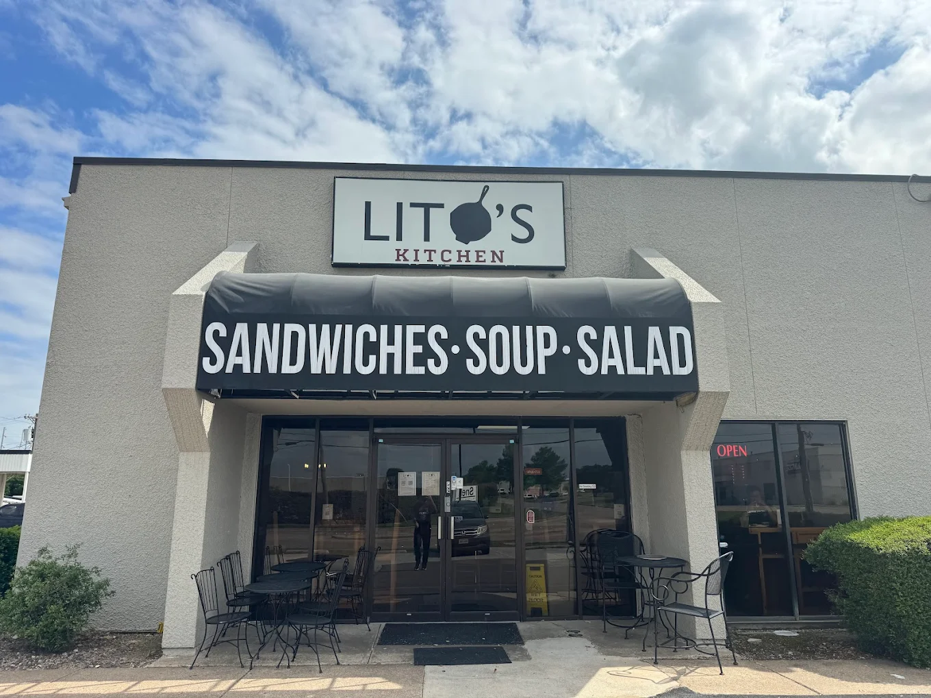 Lito's Kitchen