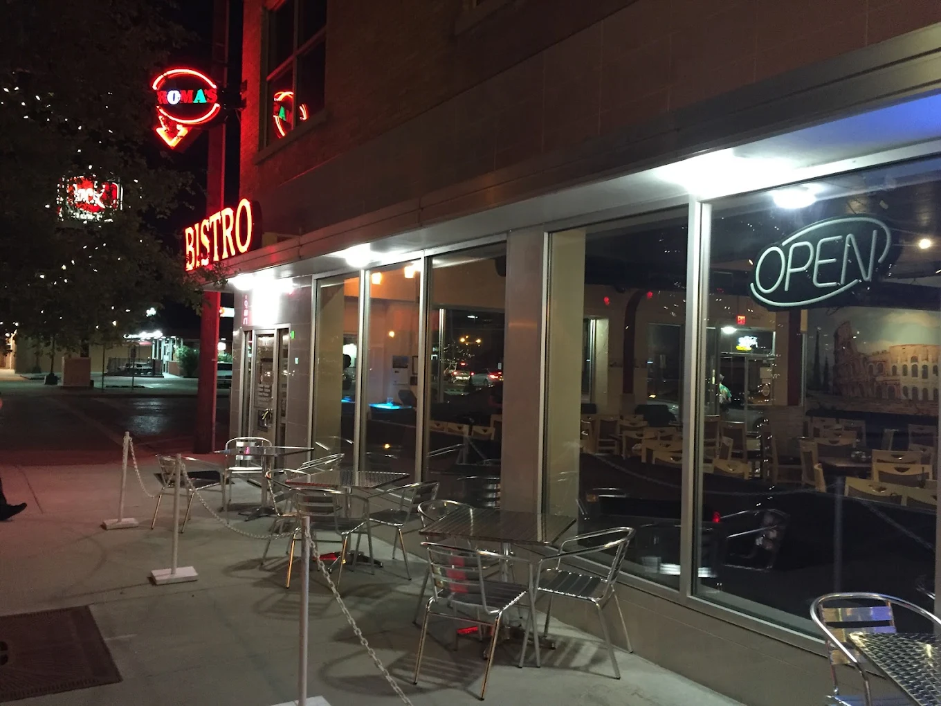 Roma's Italian Bistro
