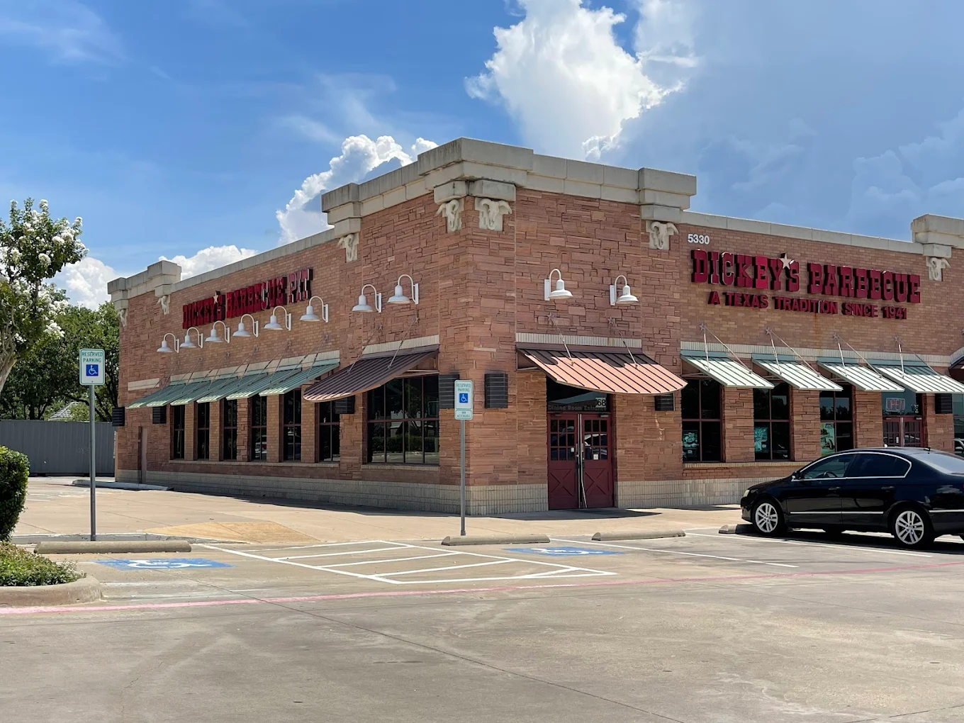 Dickey's Barbecue Pit