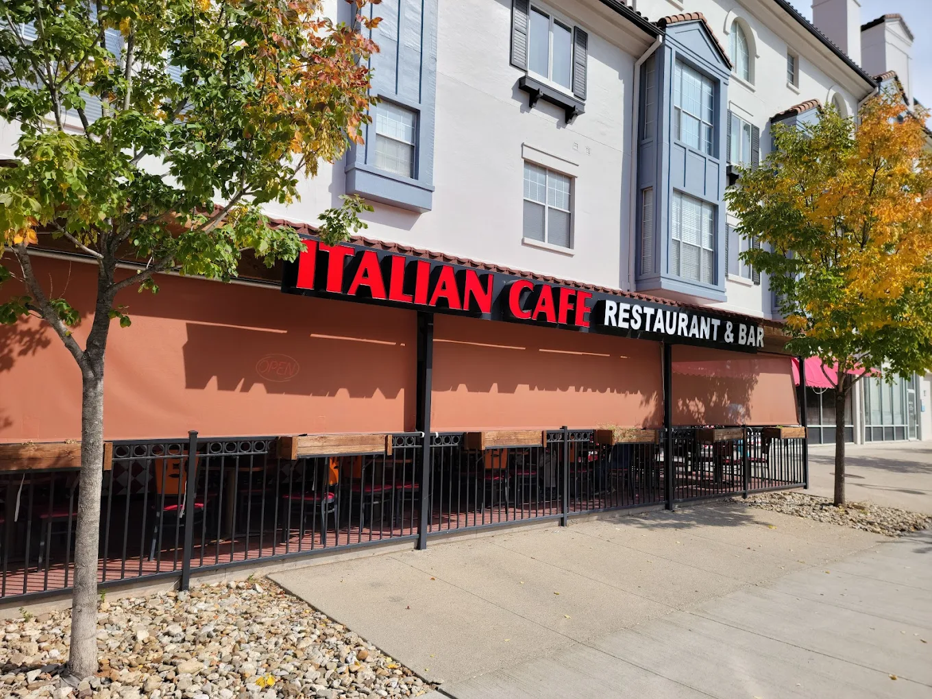 Italian Café