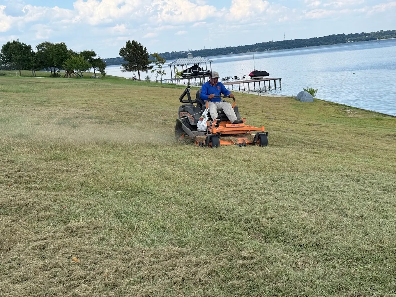 D&E Landscape Maintenance