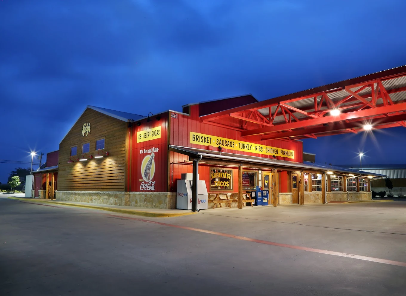 Rudy's "Country Store" and Bar-B-Q