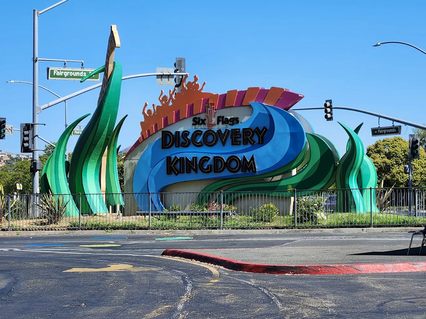 Six Flags Discovery Kingdom