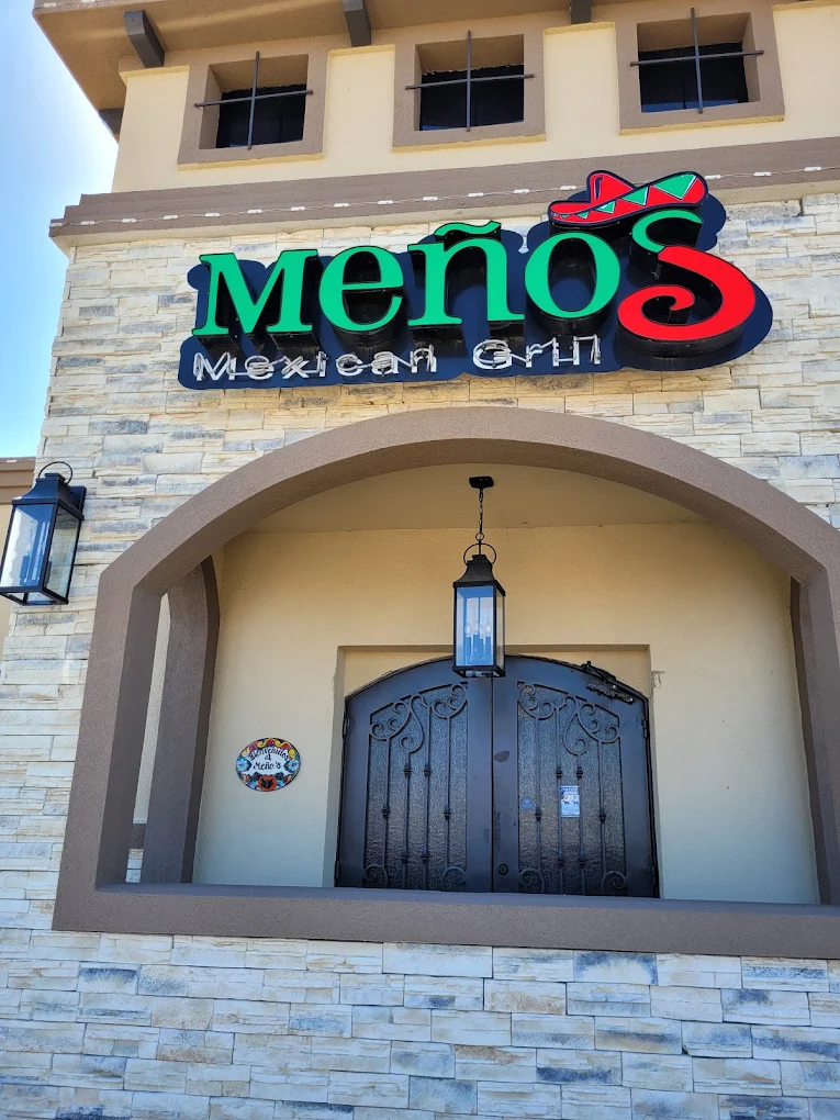 Meno's Méxican Grill