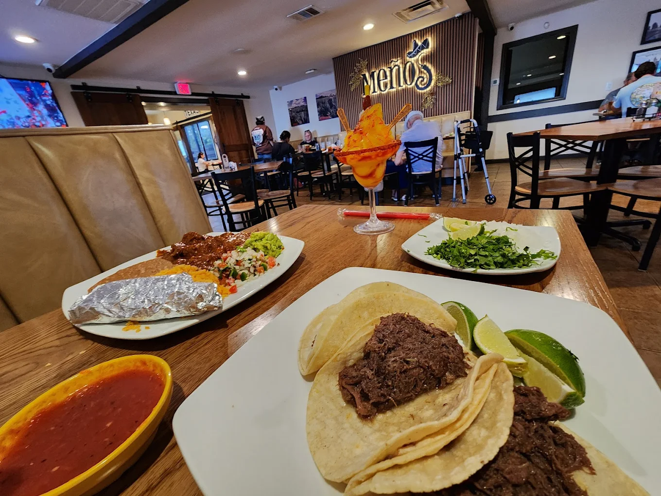 Meno's Méxican Grill