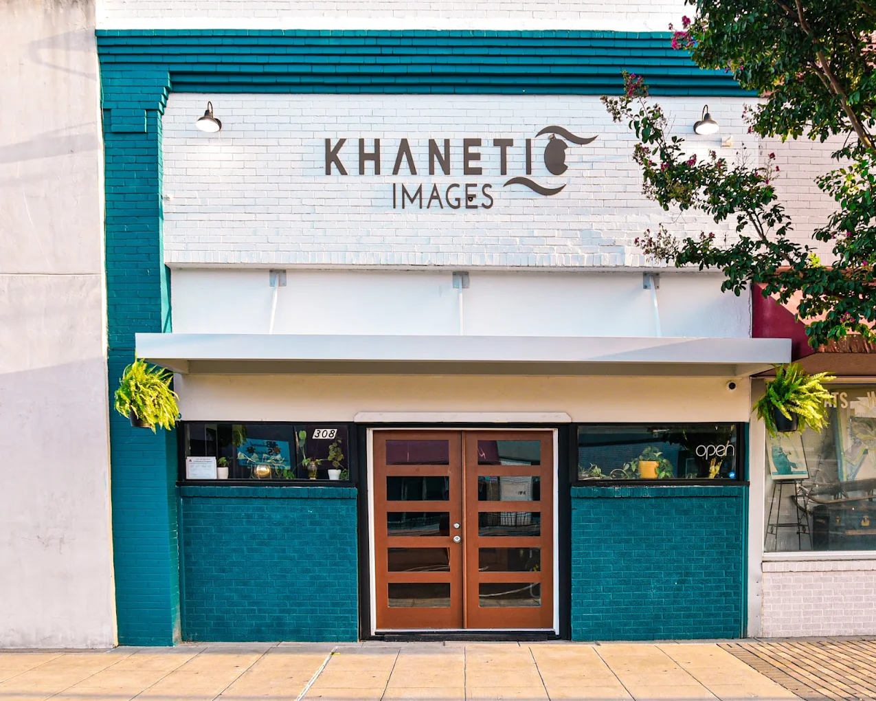 Khanetic Images