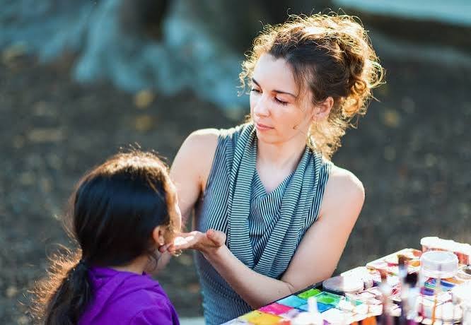 Pacific Face Painting Balloons & Henna