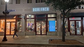BoxLunch