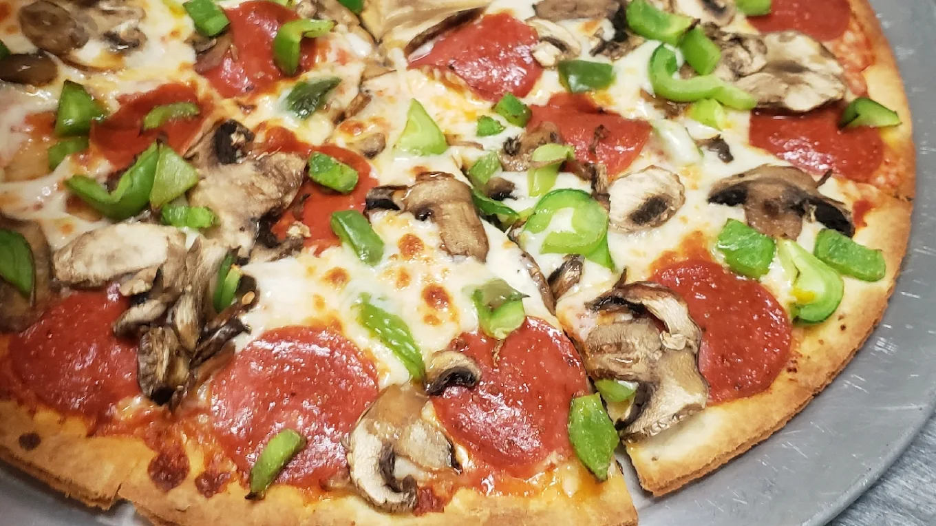 Jalapeños Pizza & Wings
